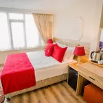 Guelec Hotel