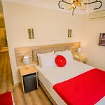 Guelec Hotel *